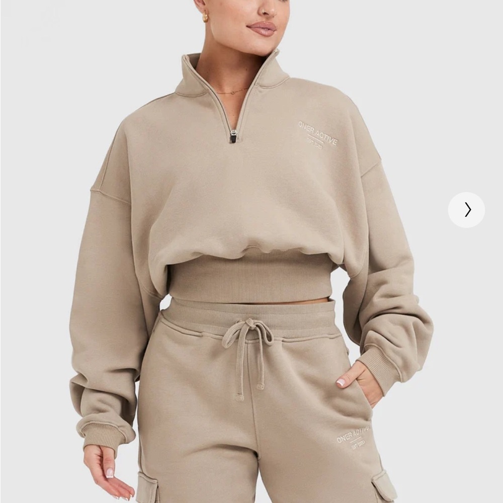 Oner Active All Day EST 2020 Crop 1/4zip Sweatshirt /Small/Sandstone